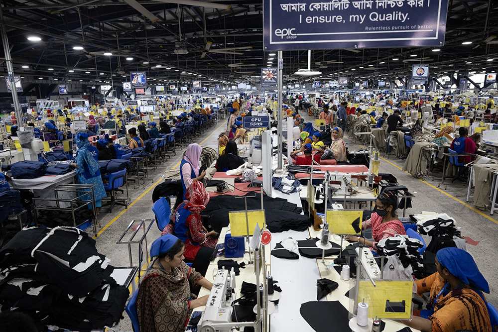 Expanding Participation in Nirapon’s Safety Management Program 